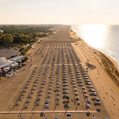 Cozy Flat In With Swimming Pools - Beahost Bibione