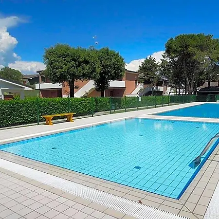 アパート Cozy Flat In With Swimming Pools