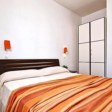 アパート Cozy Flat In With Swimming Pools ビビオーネ