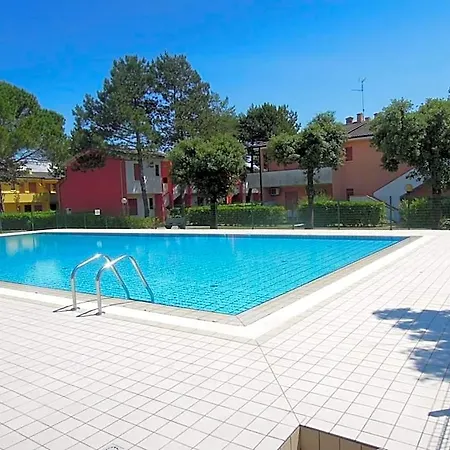 アパート Cozy Flat In With Swimming Pools