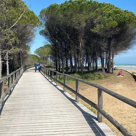 Cozy Flat In With Swimming Pools Appartamento Bibione