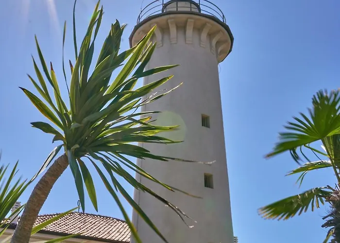 Cozy Flat In With Swimming Pools