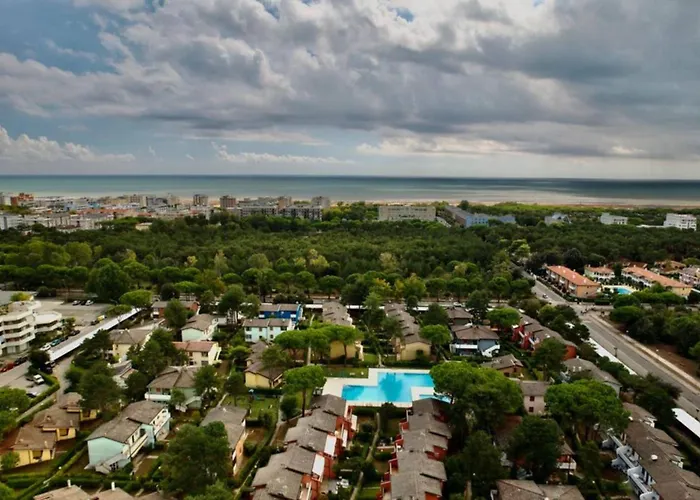 Cozy Flat In With Swimming Pools Lejlighed